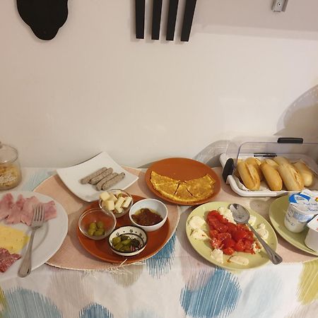 Dimoramuri B&B Catania-Fontanarossai nemzetközi repülőtér Kültér fotó