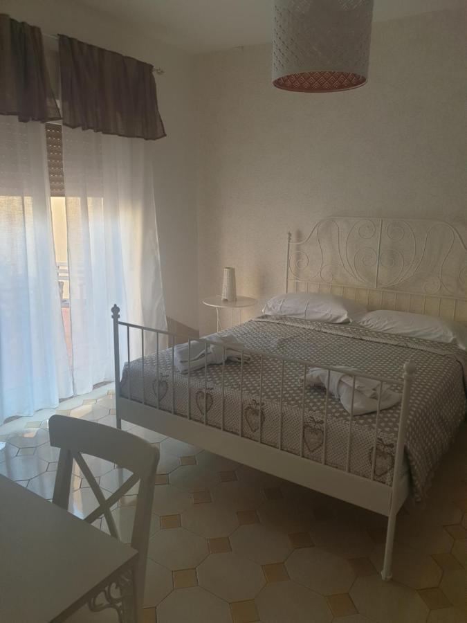 Dimoramuri B&B Catania-Fontanarossai nemzetközi repülőtér Kültér fotó