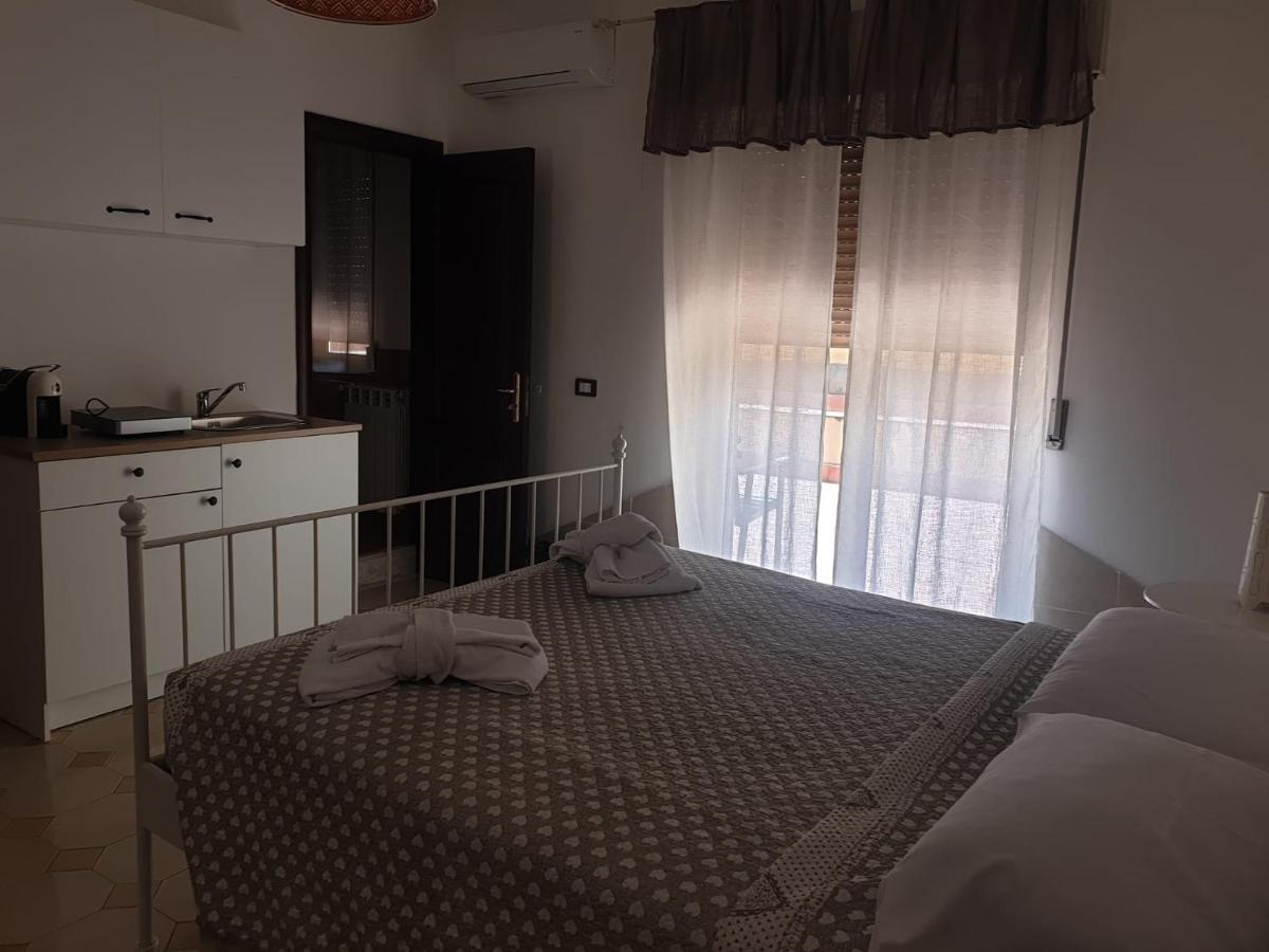 Dimoramuri B&B Catania-Fontanarossai nemzetközi repülőtér Kültér fotó