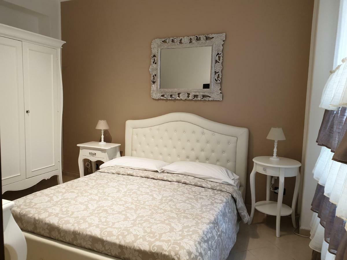 Dimoramuri B&B Catania-Fontanarossai nemzetközi repülőtér Kültér fotó