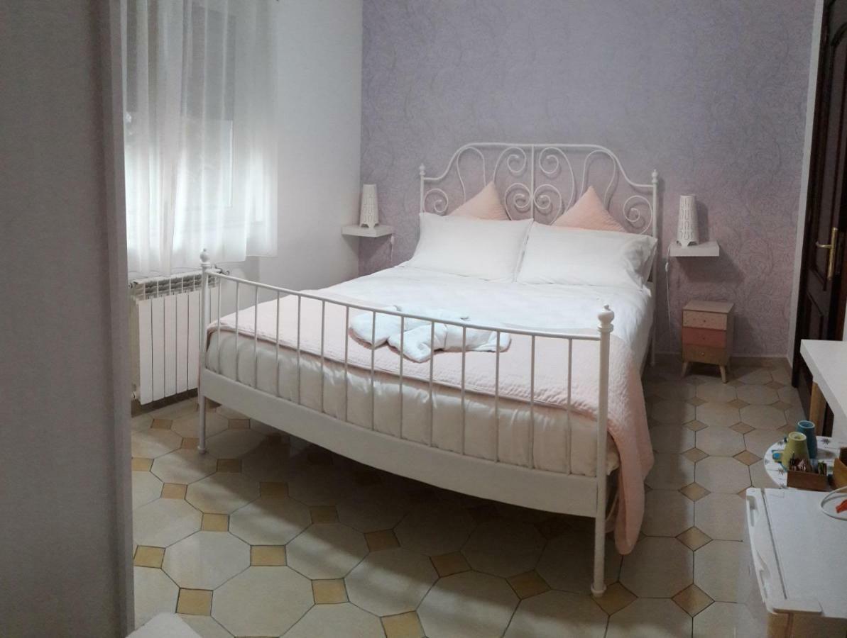Dimoramuri B&B Catania-Fontanarossai nemzetközi repülőtér Kültér fotó