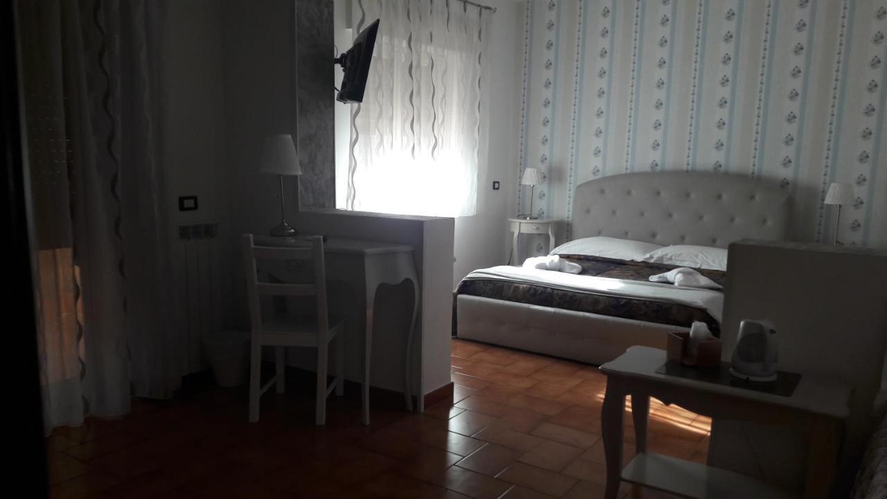 Dimoramuri B&B Catania-Fontanarossai nemzetközi repülőtér Kültér fotó